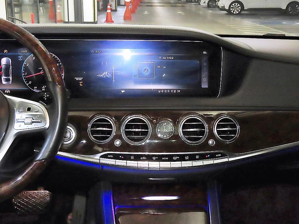 Mercedes Benz S Class - Vista 11