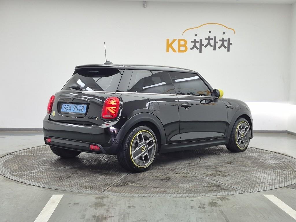 Mini Cooper Electric - Vista 4