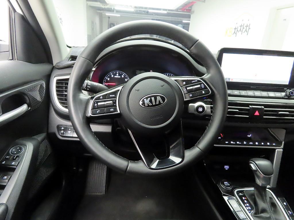 KIA Seltos - Vista 7