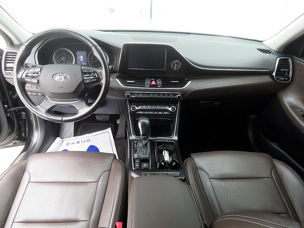 HYUNDAI Grandeur - Vista 8