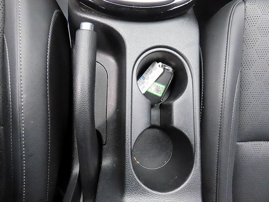 KIA Seltos - Vista 12