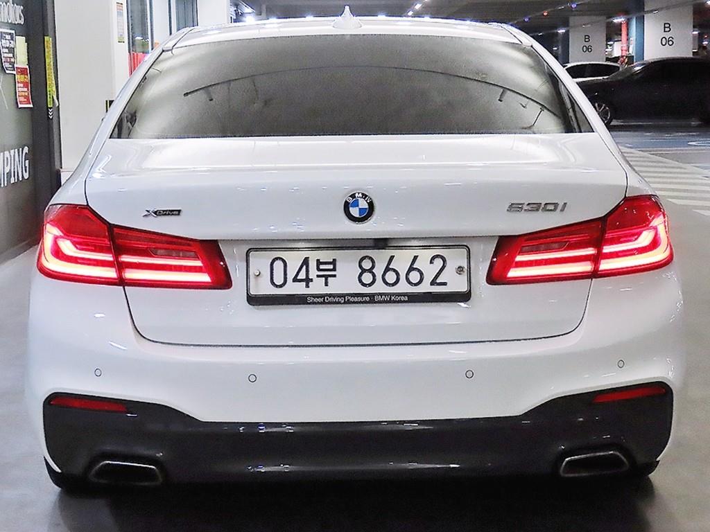 BMW 5 Series - Vista 5