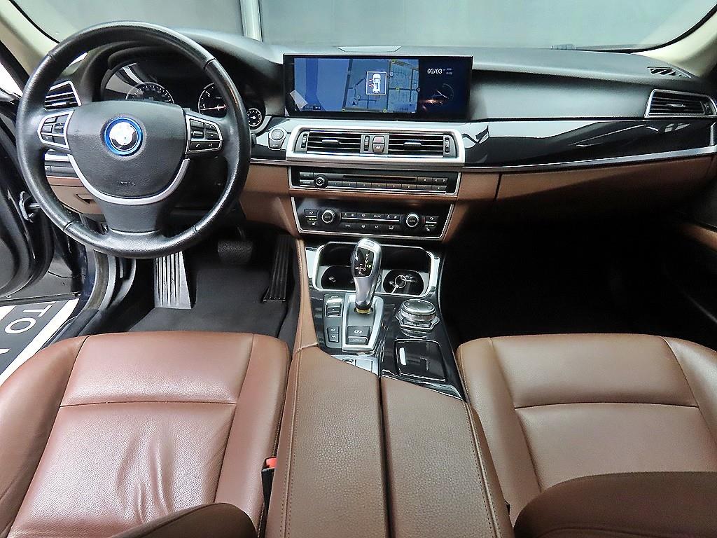 BMW 5 Series - Vista 7