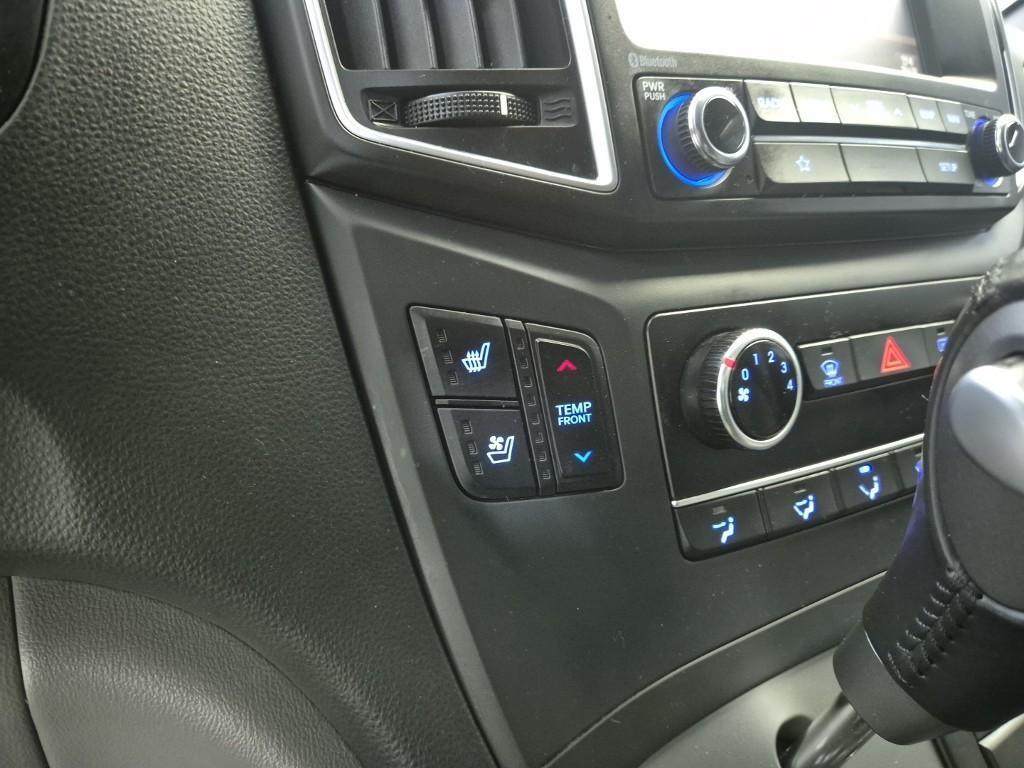 HYUNDAI Starex 2018 Blanco - Importación desde Corea - HF Imports Iquique - Foto 18