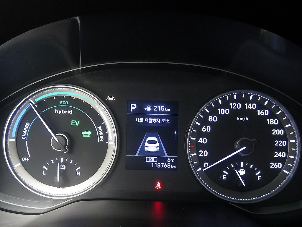 HYUNDAI Grandeur - Vista 11