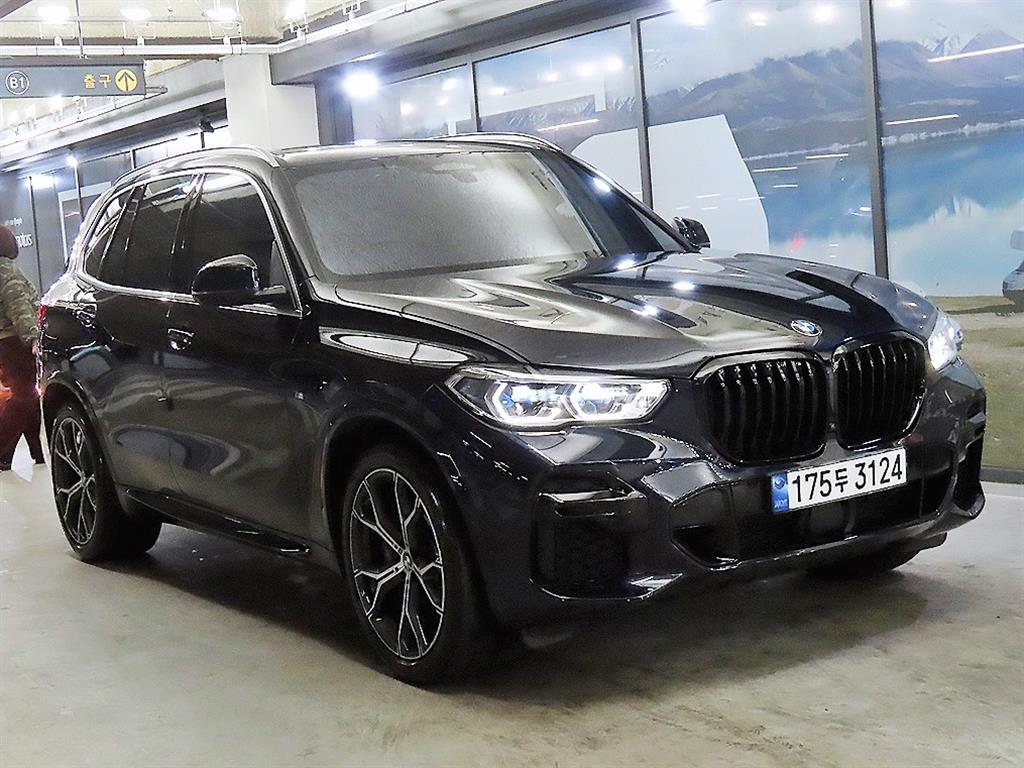BMW X5 2022 Negro - Importación desde Corea - HF Imports Iquique - Foto 1