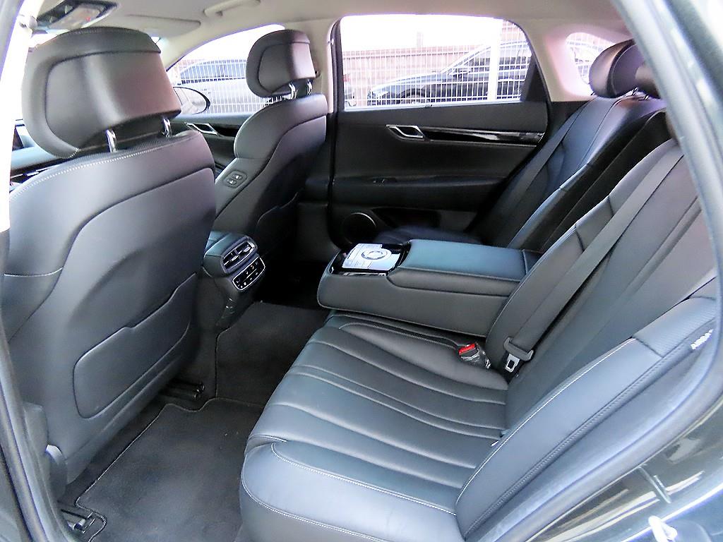 Genesis G80 - Vista 6