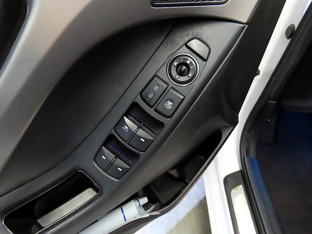 HYUNDAI Avante 2014 Blanco - Importación desde Corea - HF Imports Iquique - Foto 13