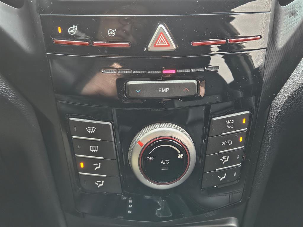 Ssangyong Tivoli 2018 Blanco - Importación desde Corea - HF Imports Iquique - Foto 18