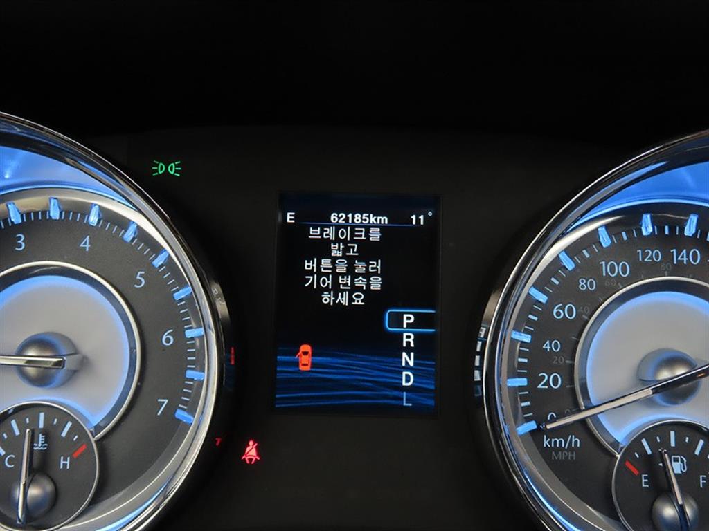 Chrysler 300C - Vista 9