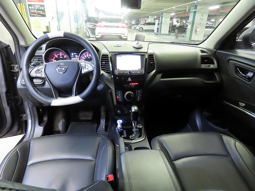 Ssangyong Tivoli - Vista 11