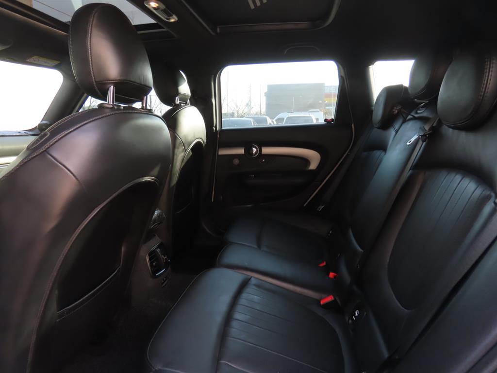 Mini Clubman - Vista 11