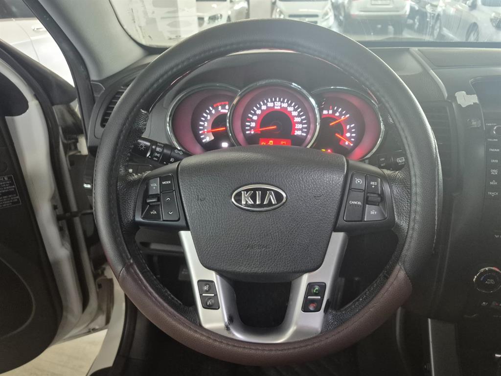 KIA Sorento - Vista 12