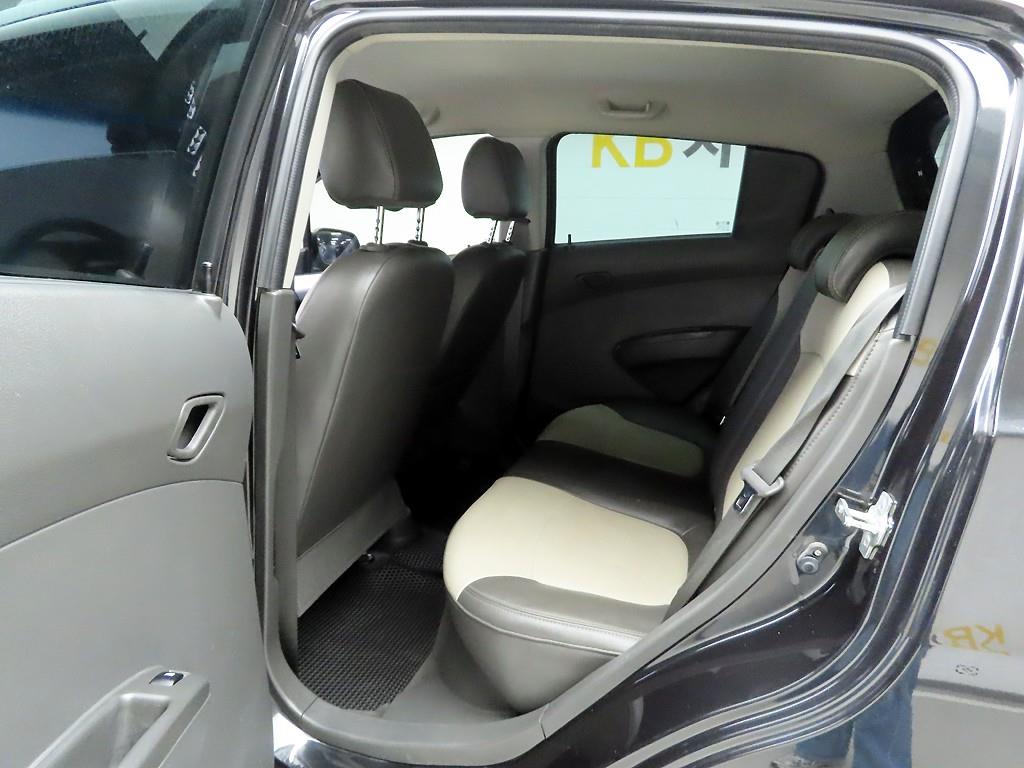 Chevrolet Spark 2014 Negro - Importación desde Corea - HF Imports Iquique - Foto 14