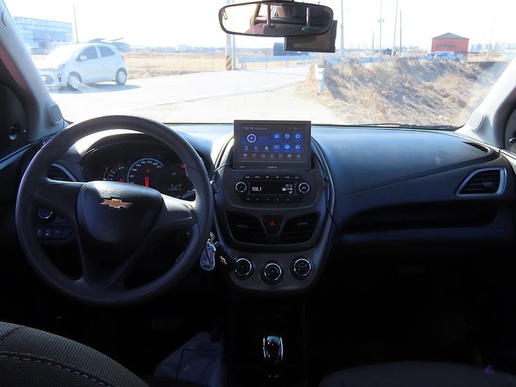 Chevrolet Spark - Vista 8