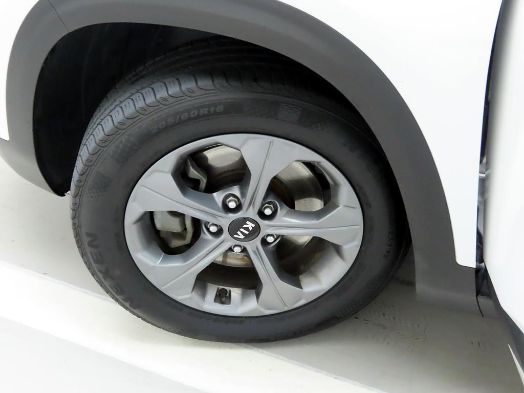 KIA Seltos 2022 Blanco - Importación desde Corea - HF Imports Iquique - Foto 19