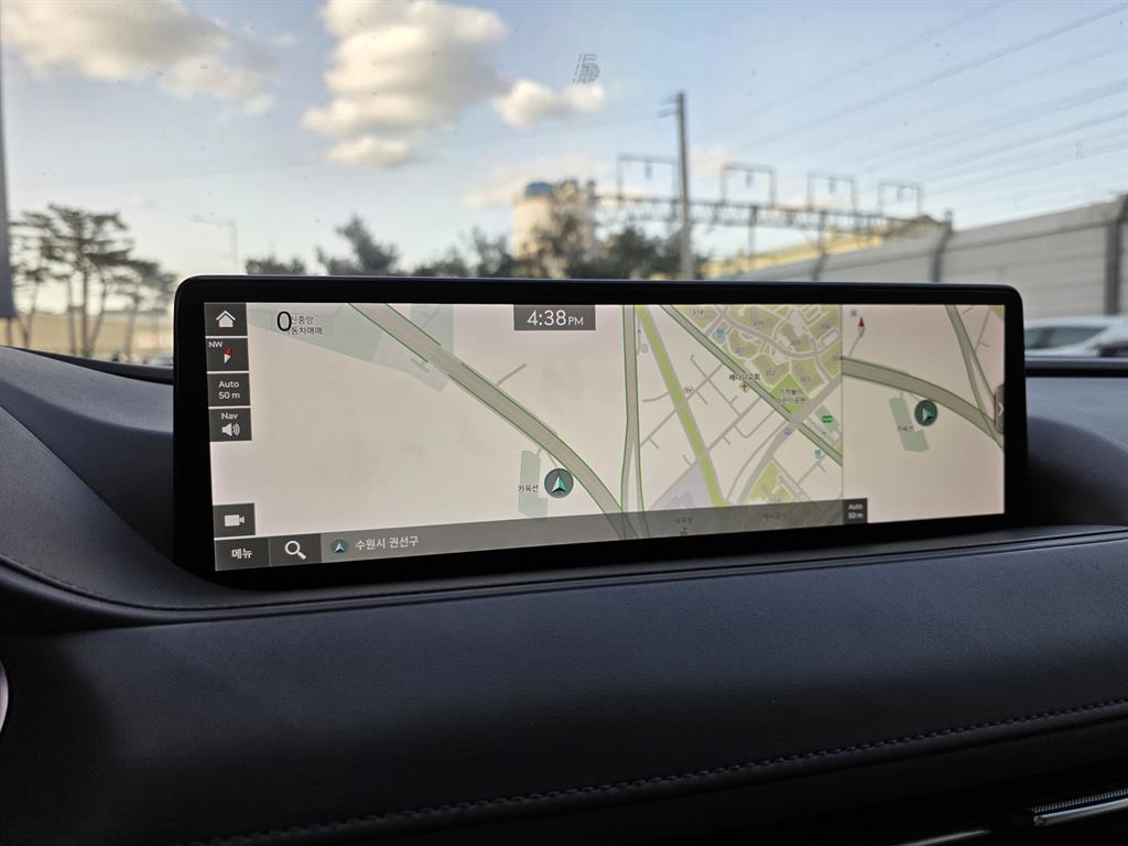 Genesis G80 - Vista 12