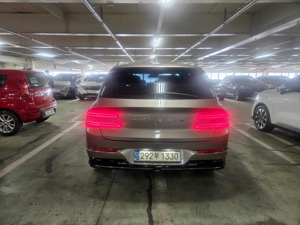 Genesis GV80 - Vista 5