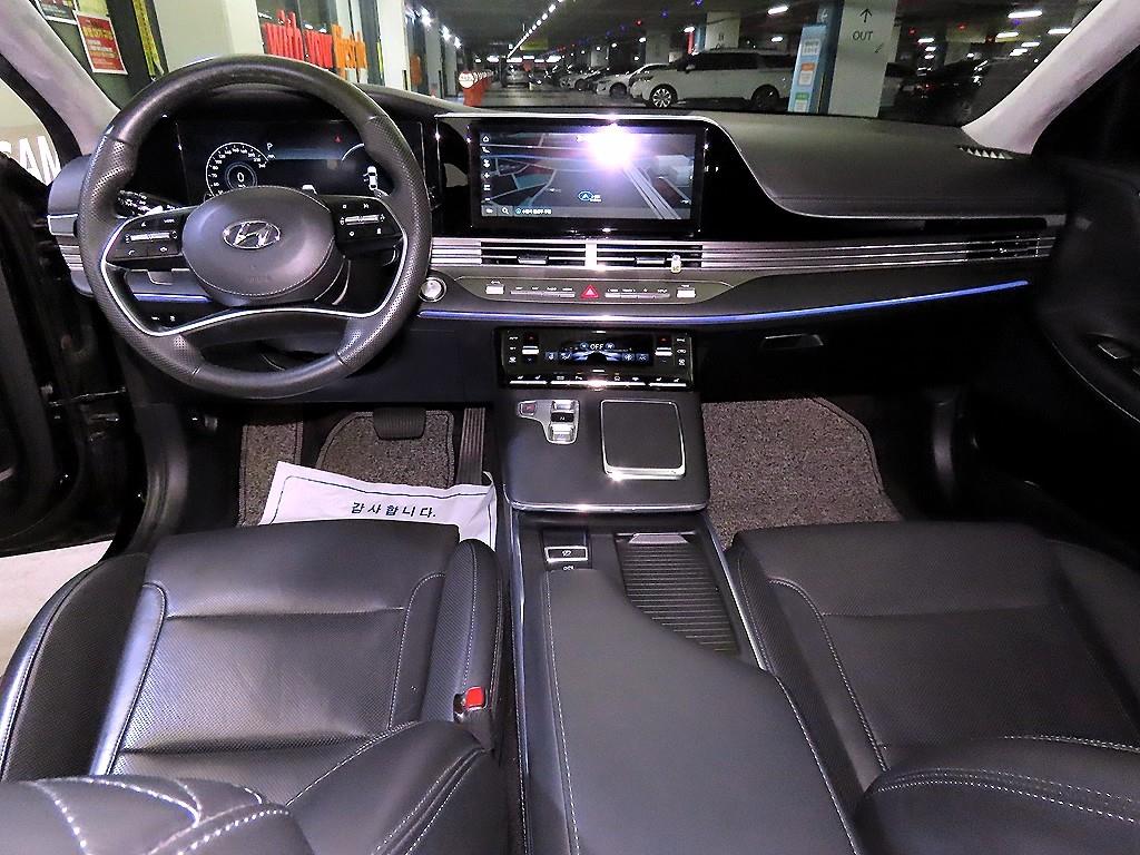 HYUNDAI Grandeur - Vista 6