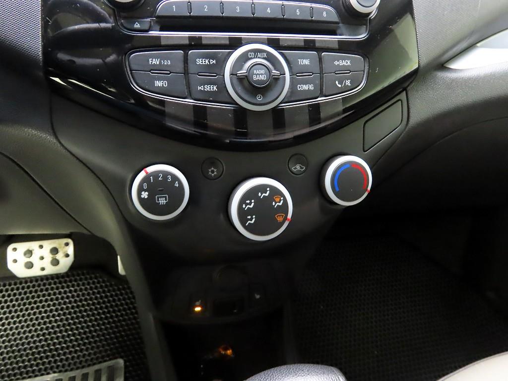 Chevrolet Spark - Vista 10