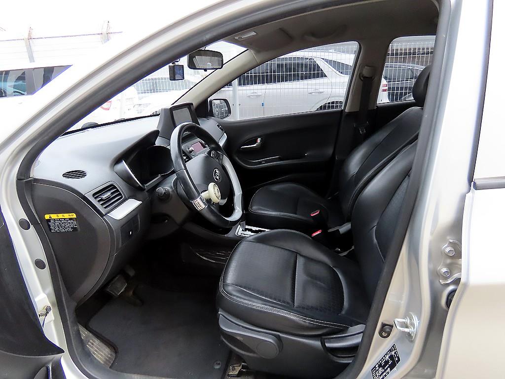 KIA Morning - Vista 5