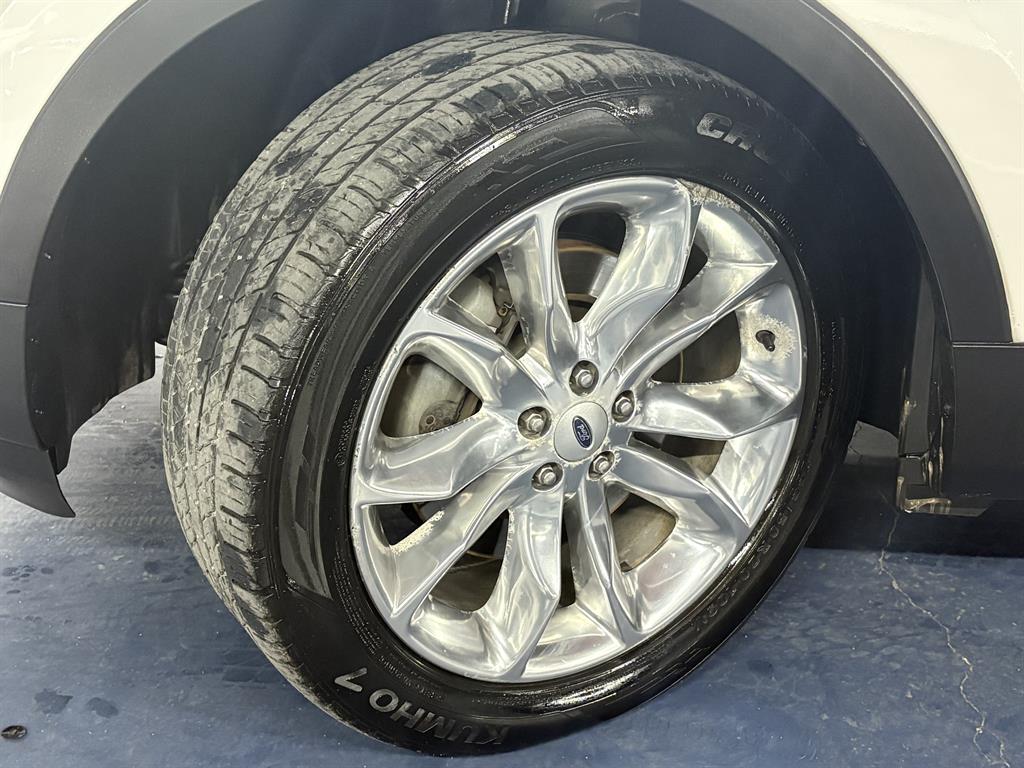 Ford Explorer - Vista 9