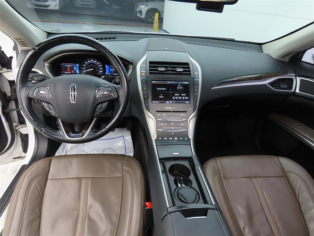 Lincoln MKZ - Vista 7