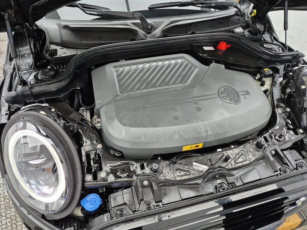 Mini Cooper Electric - Vista 6