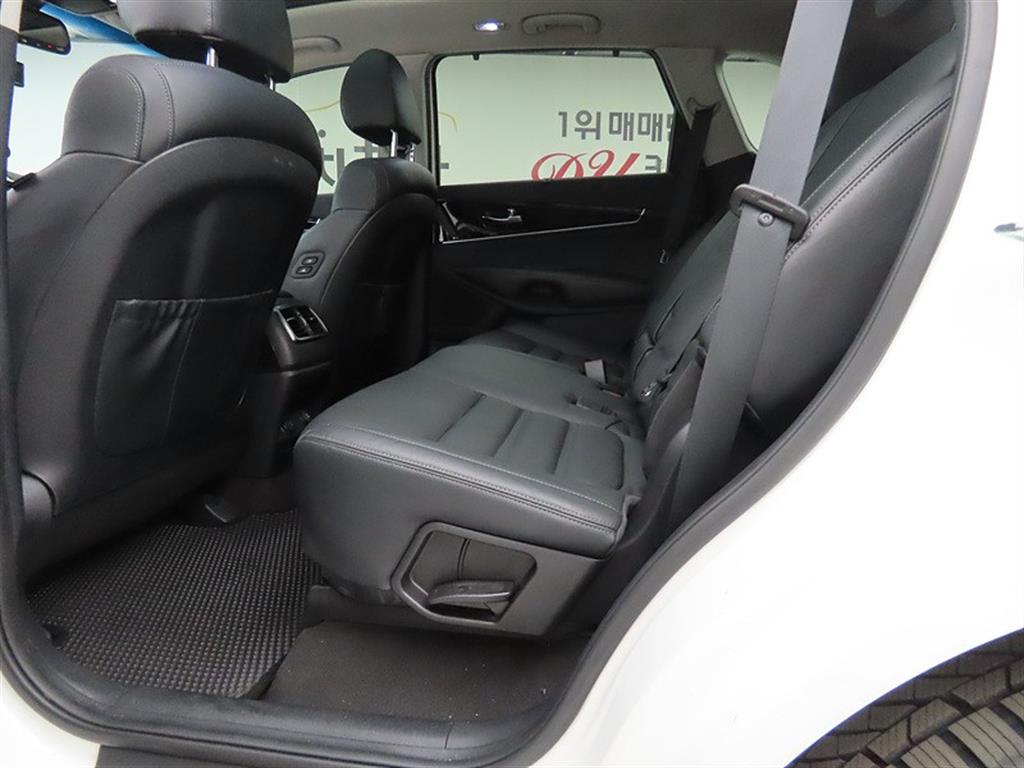 KIA Sorento - Vista 6