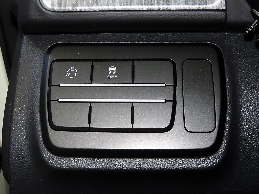 Ssangyong Tivoli 2018 Blanco - Importación desde Corea - HF Imports Iquique - Foto 14