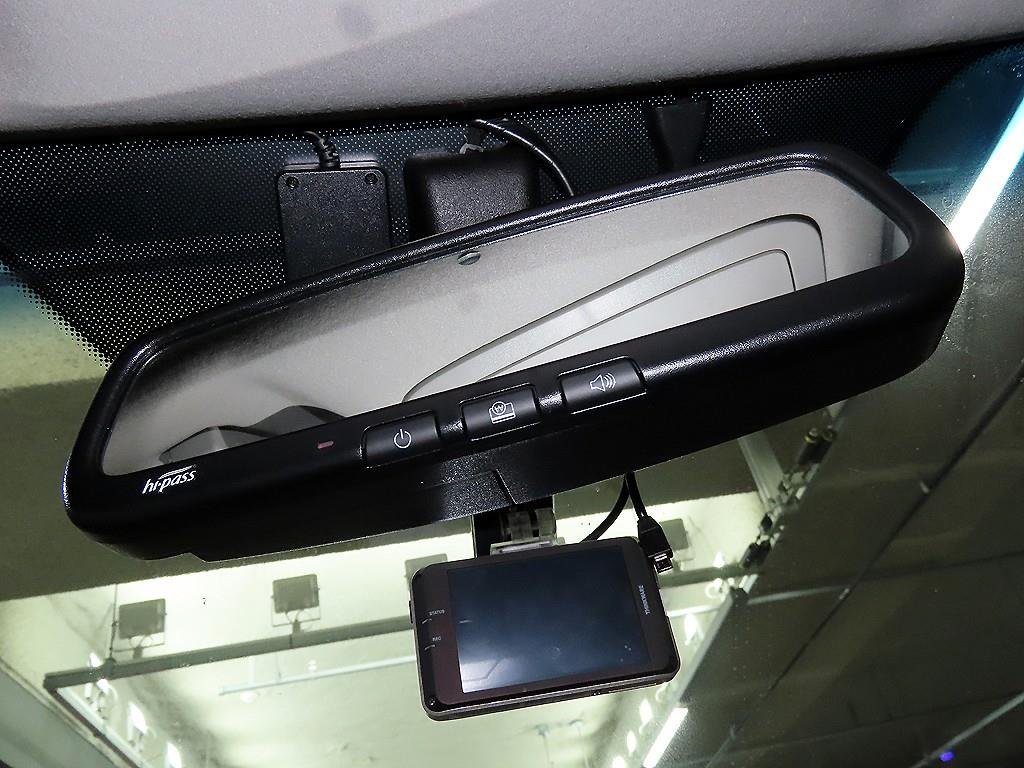 Ssangyong Tivoli 2018 Blanco - Importación desde Corea - HF Imports Iquique - Foto 16