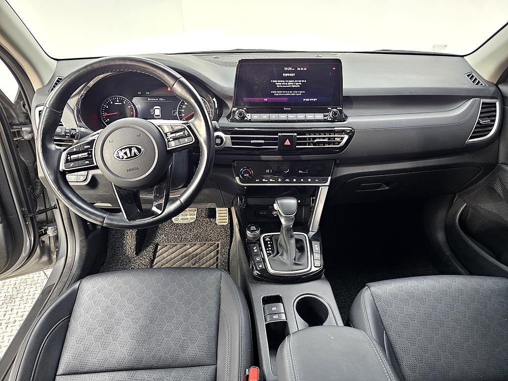 KIA Seltos - Vista 5