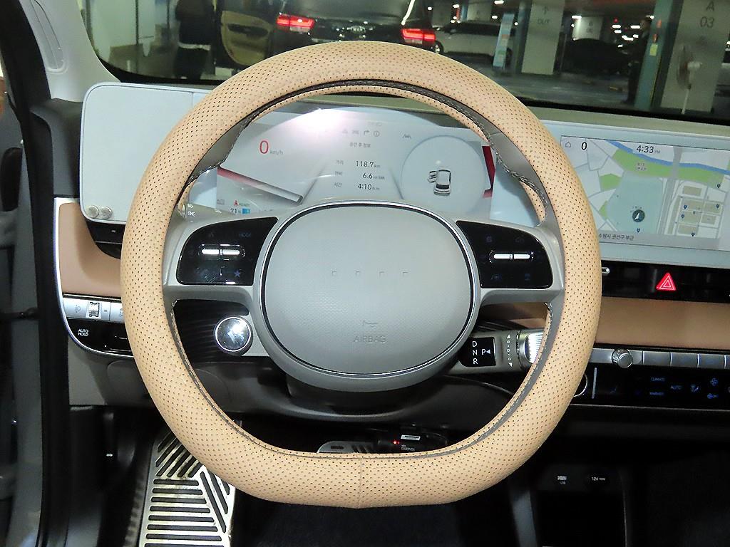 HYUNDAI Ioniq 5 - Vista 8