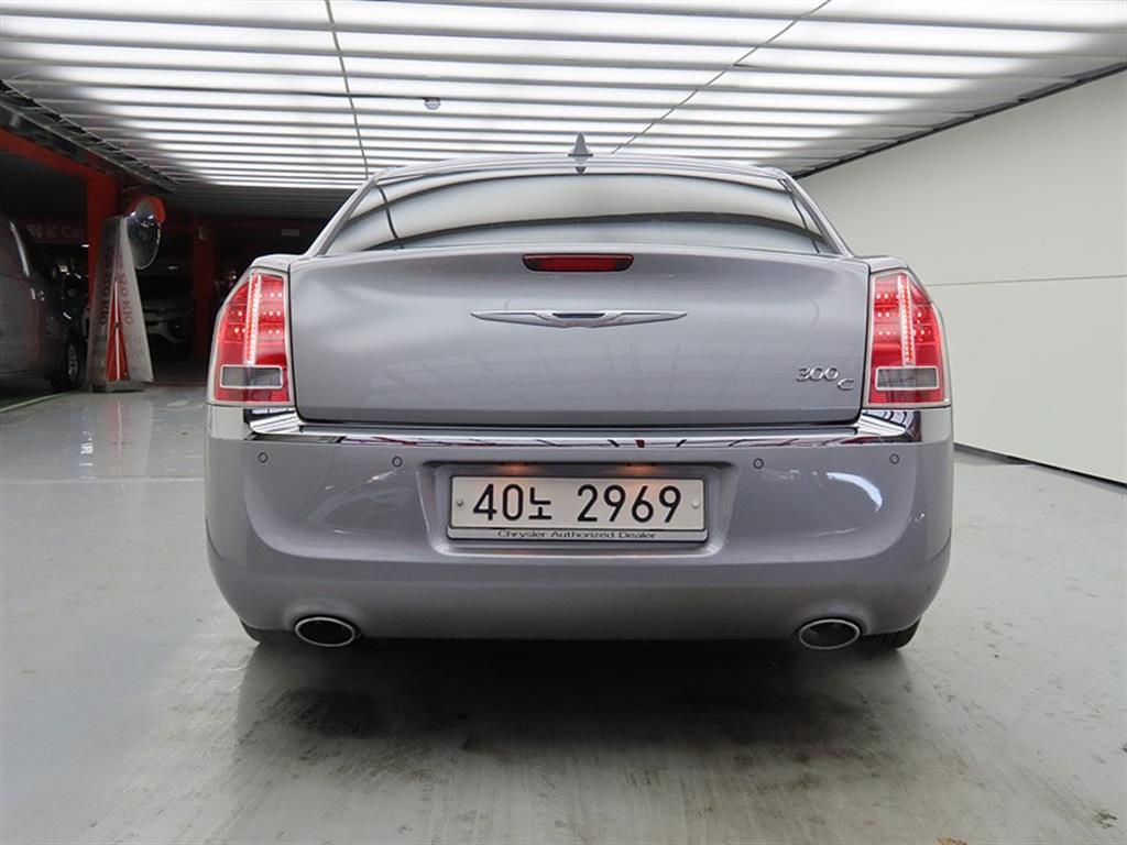 Chrysler 300C - Vista 3