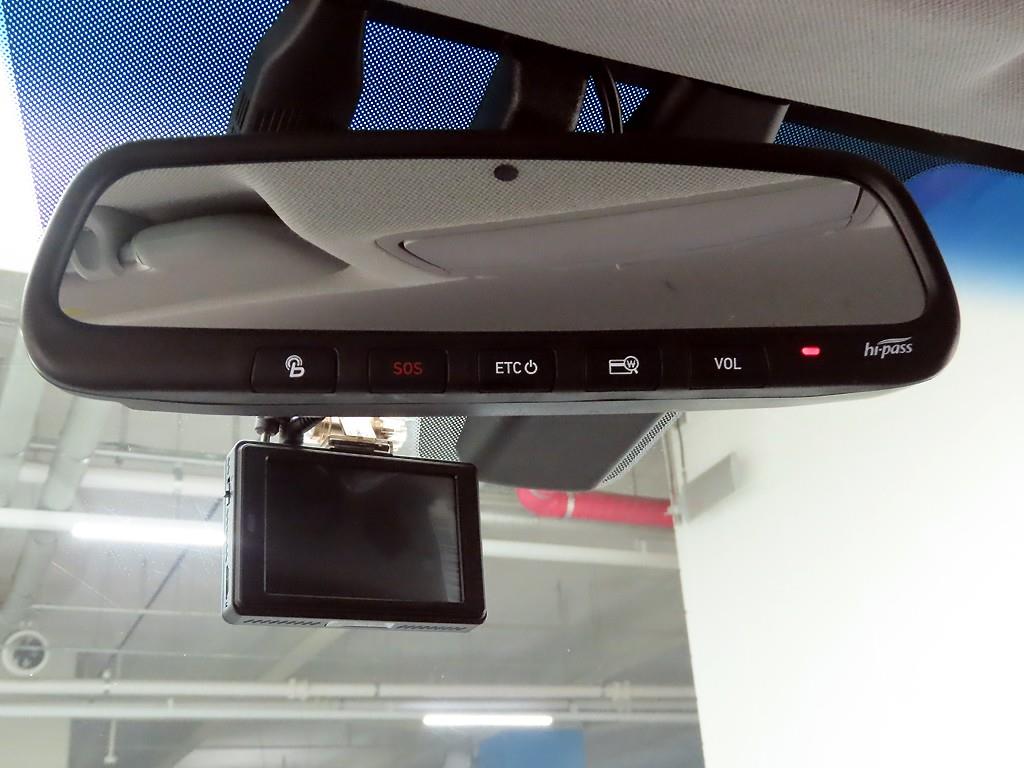 HYUNDAI Avante 2019 Blanco - Importación desde Corea - HF Imports Iquique - Foto 16