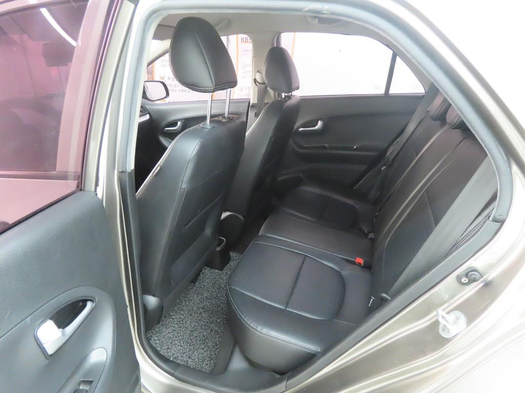 KIA Morning - Vista 6