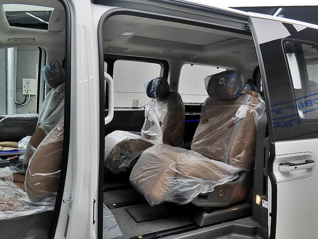 HYUNDAI Staria - Vista 6