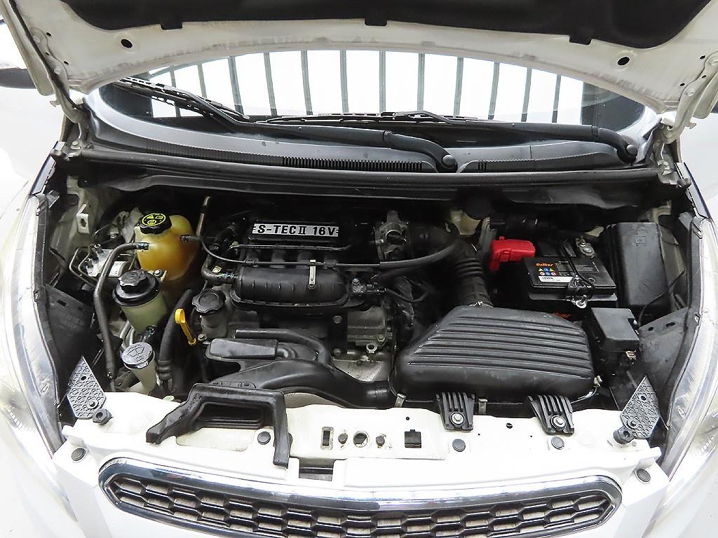 Chevrolet Spark - Vista 11