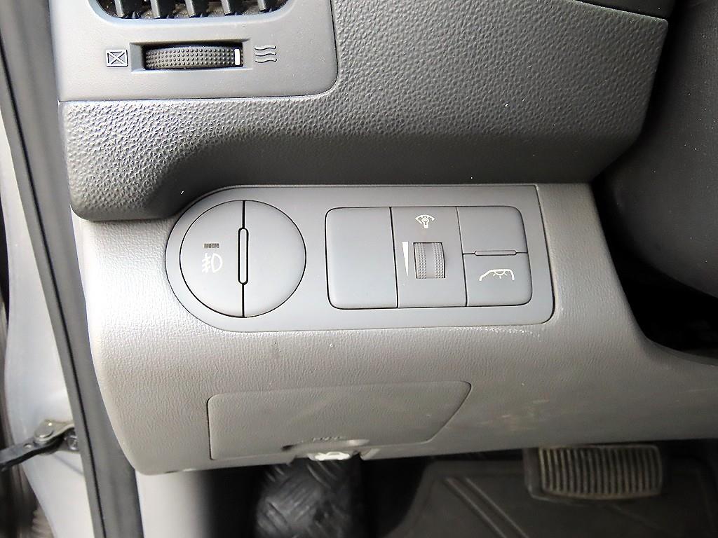 HYUNDAI Starex - Vista 12