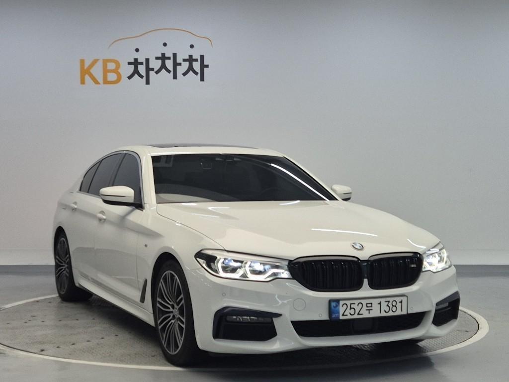 BMW 5 Series - Vista 4