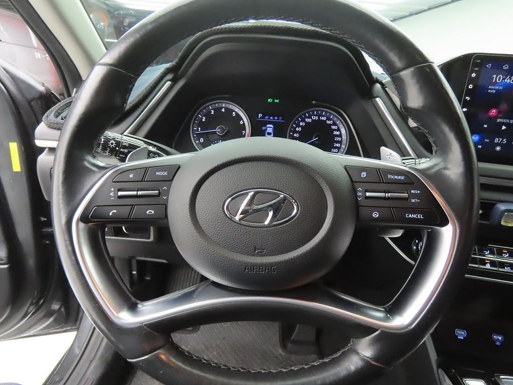 HYUNDAI Sonata - Vista 8