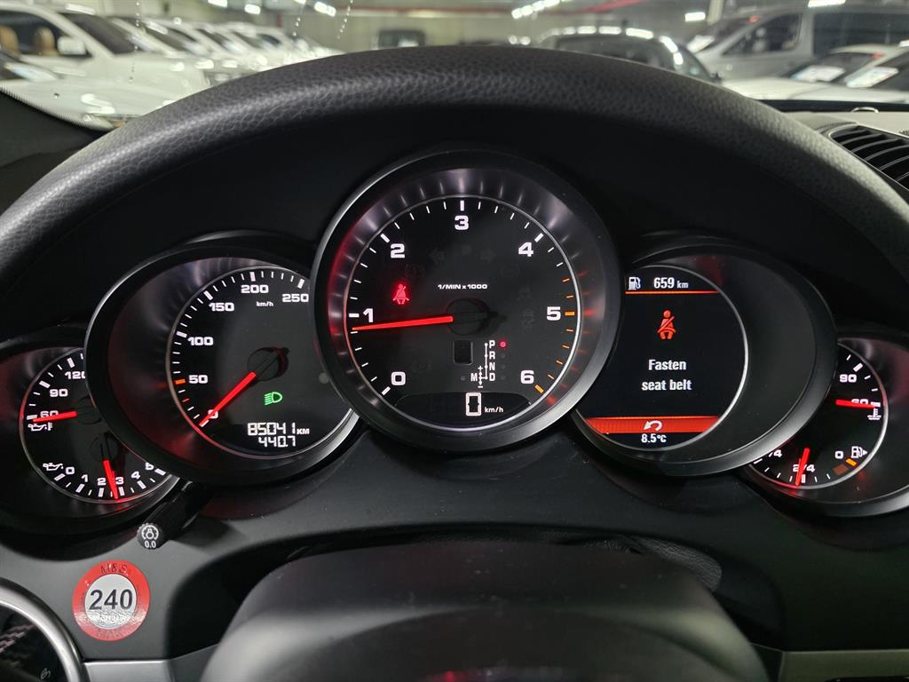 Porsche Cayenne - Vista 12