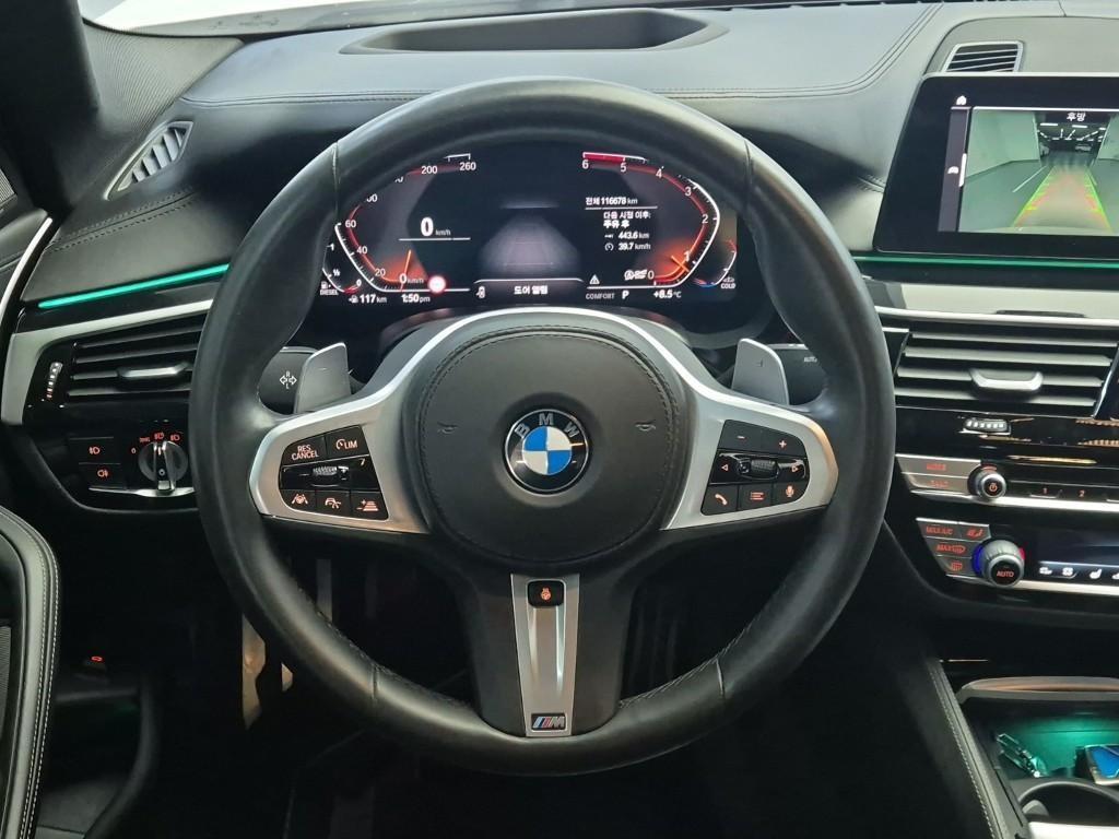 BMW 5 Series - Vista 9