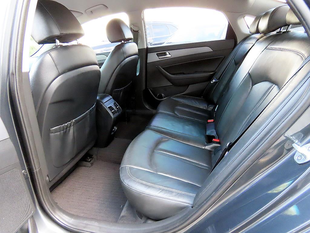 HYUNDAI Sonata - Vista 6