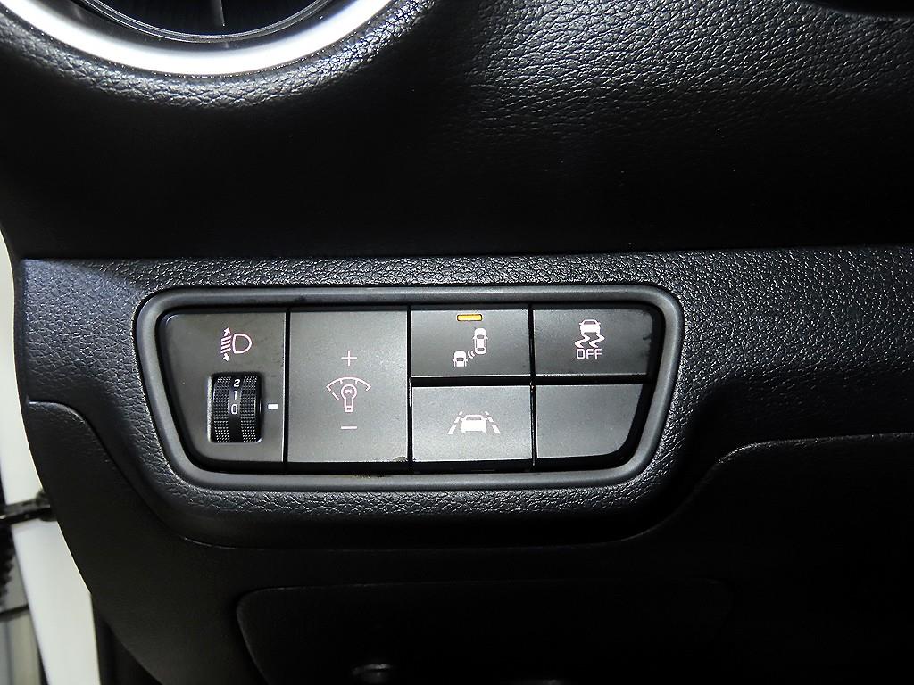 KIA K3 2020 Blanco - Importación desde Corea - HF Imports Iquique - Foto 13