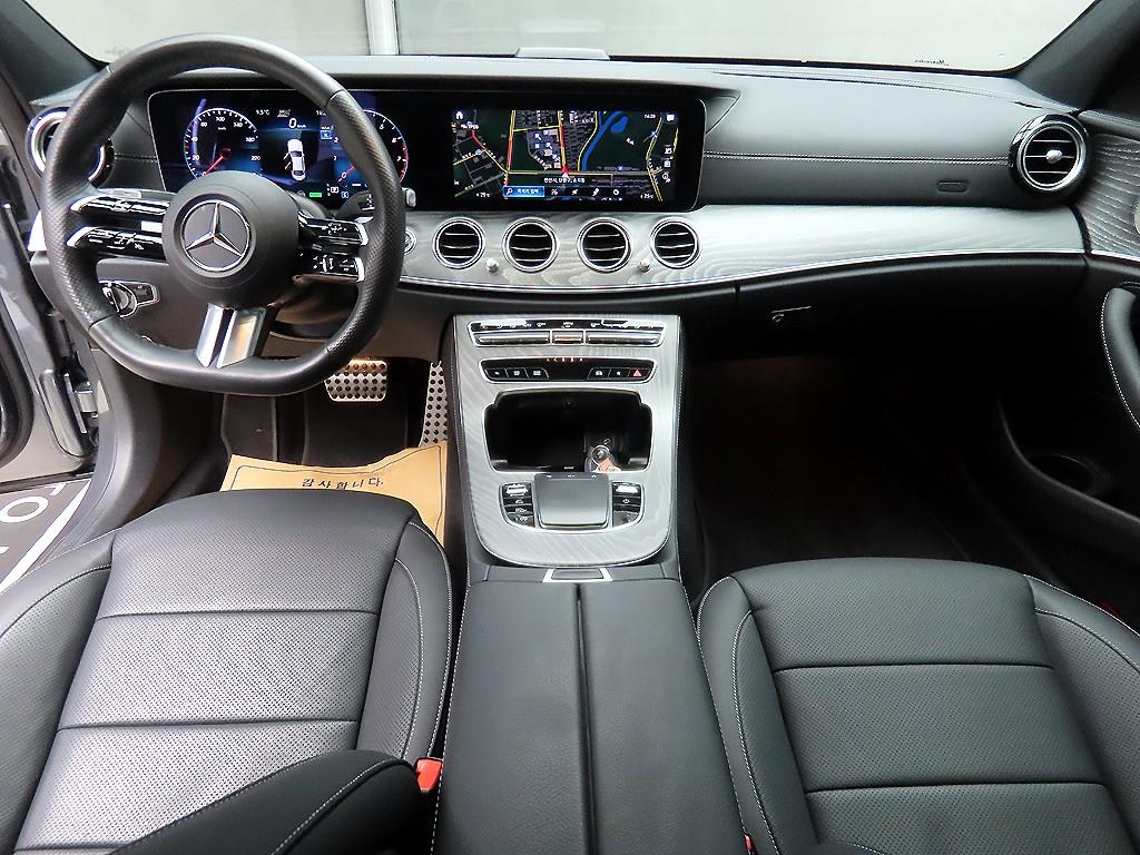 Mercedes Benz E class - Vista 7