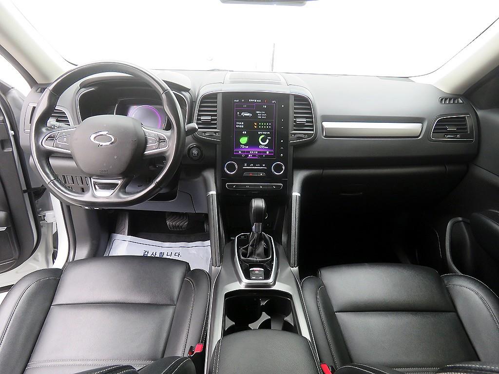 SAMSUNG QM6 - Vista 9