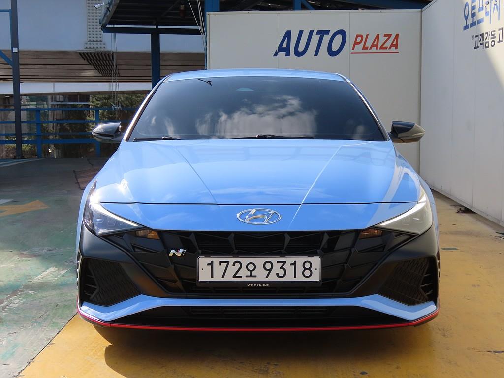 HYUNDAI Avante - Vista 2