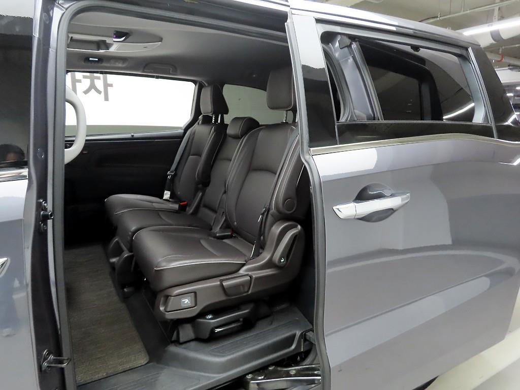 Honda Odyssey - Vista 12