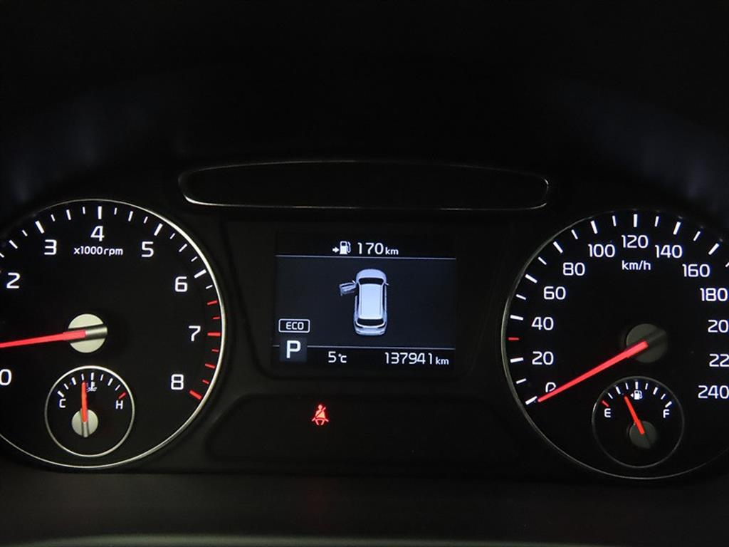 KIA Sorento - Vista 8